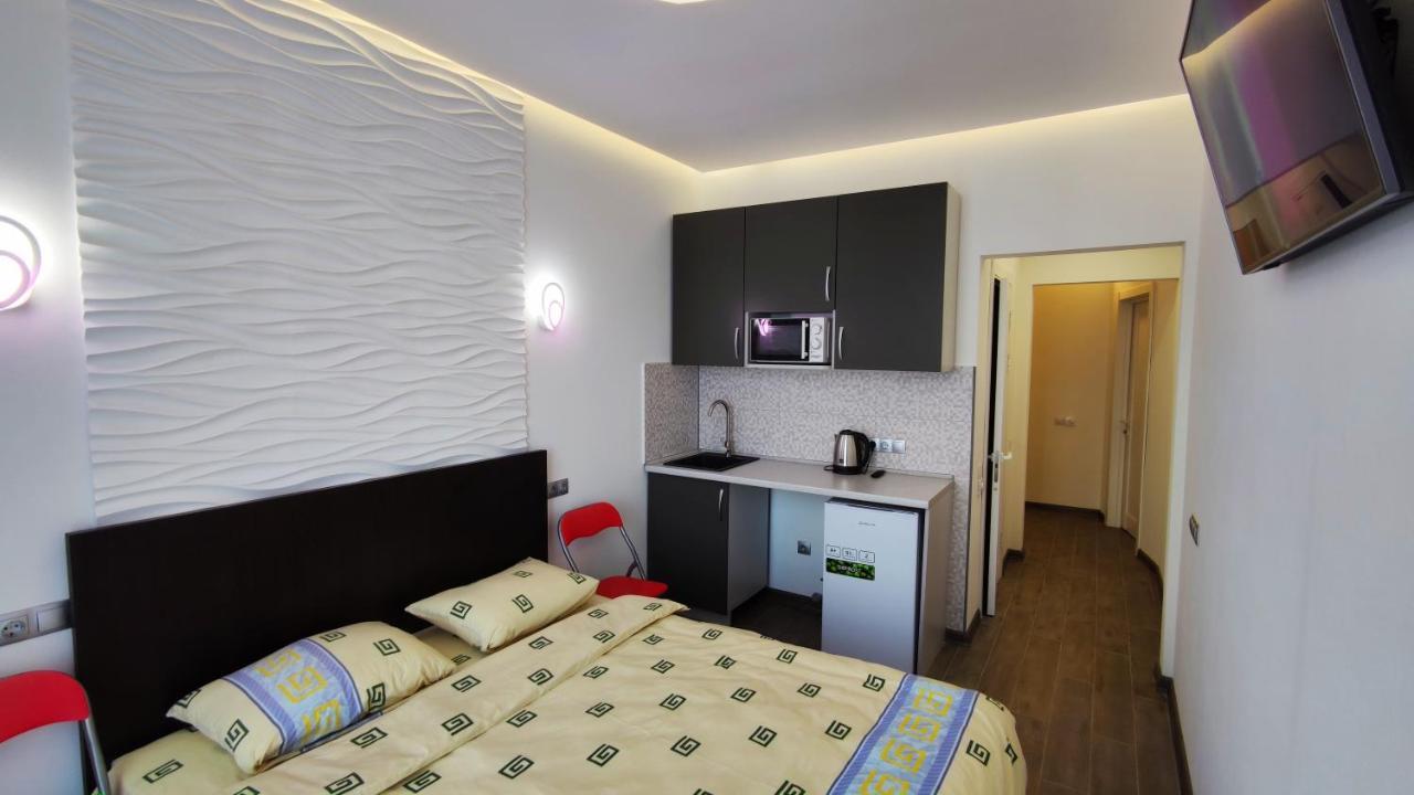 Rybalsky Studio Apartment Dnipro View Kiev Exterior foto