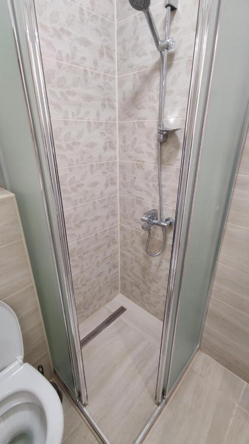 Rybalsky Studio Apartment Dnipro View Kiev Exterior foto
