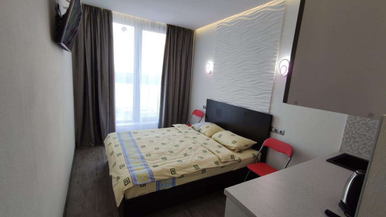 Rybalsky Studio Apartment Dnipro View Kiev Exterior foto