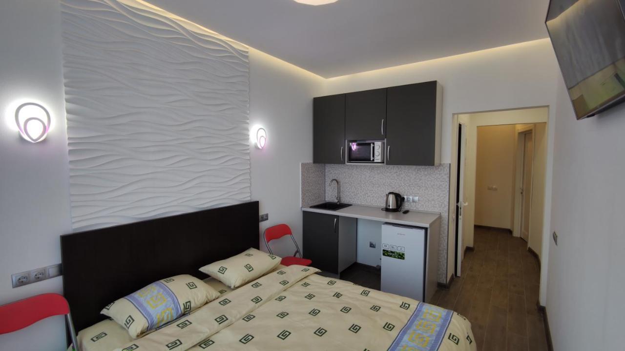 Rybalsky Studio Apartment Dnipro View Kiev Exterior foto
