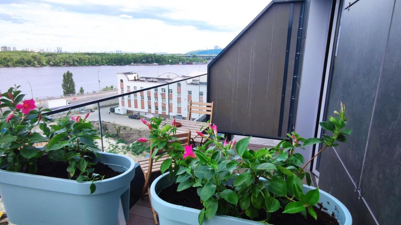 Rybalsky Studio Apartment Dnipro View Kiev Exterior foto