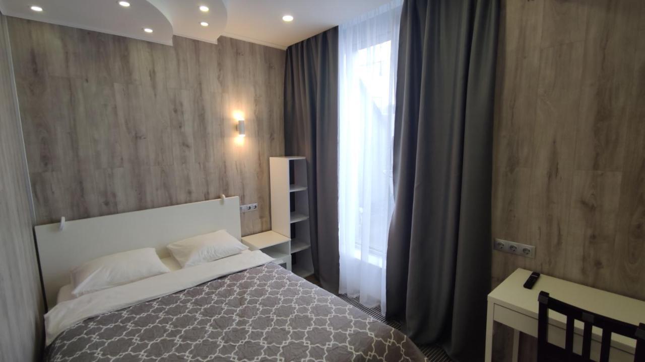 Rybalsky Studio Apartment Dnipro View Kiev Exterior foto