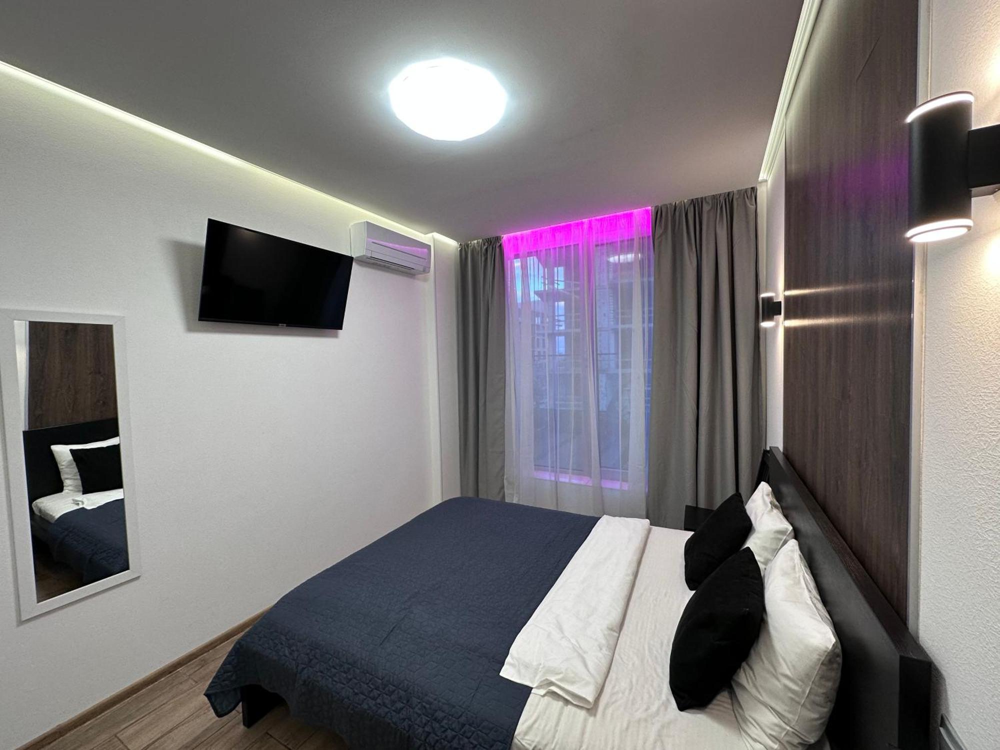 Rybalsky Studio Apartment Dnipro View Kiev Exterior foto